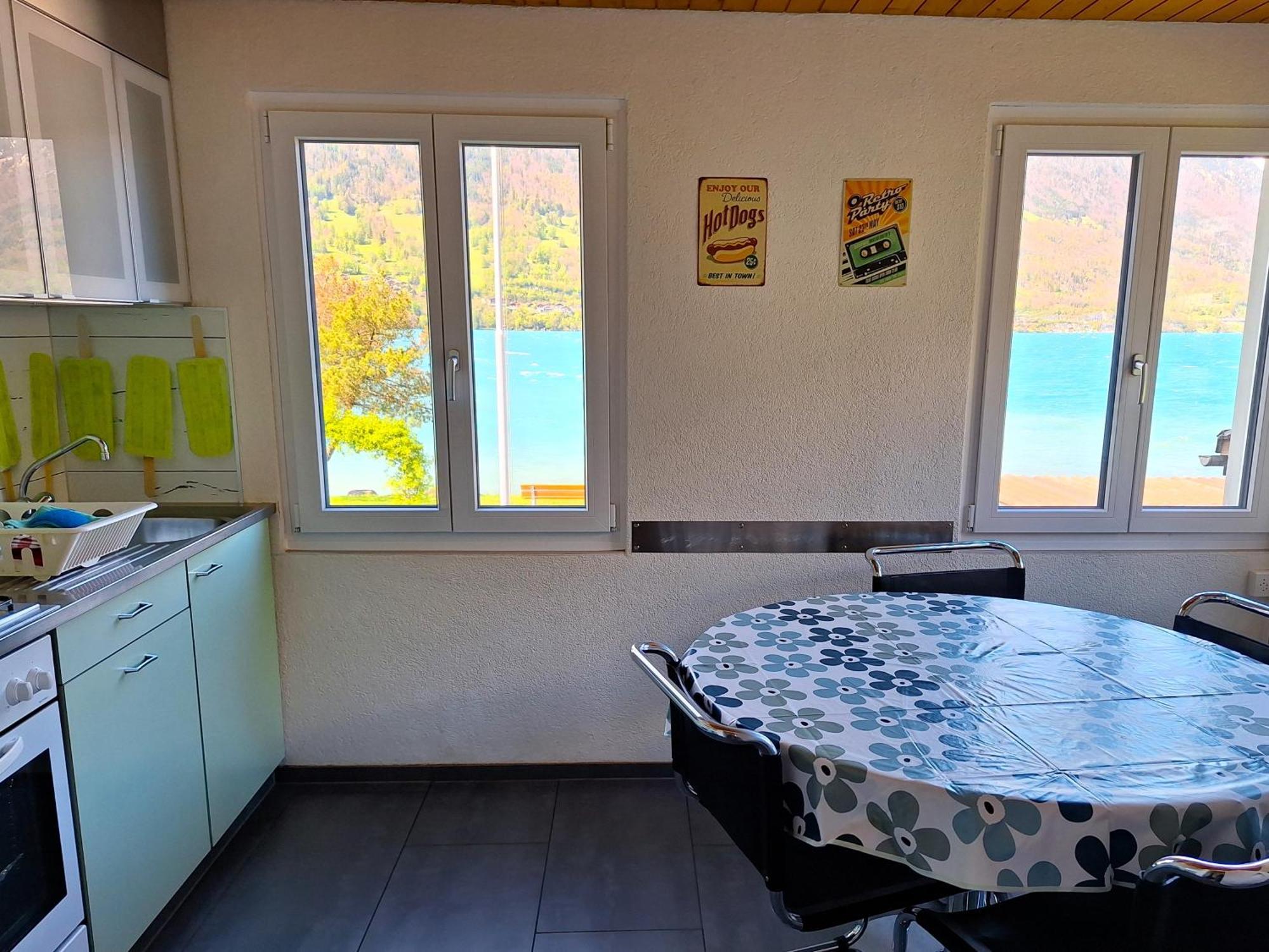 Lake House Bonigen Bagian luar foto