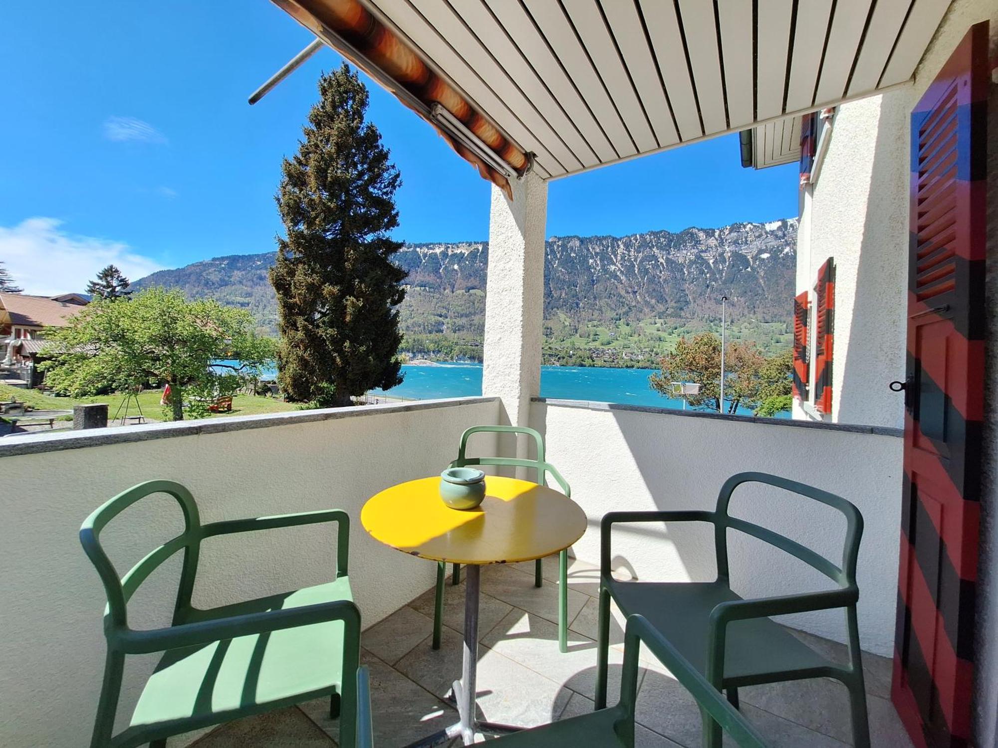 Lake House Bonigen Bagian luar foto
